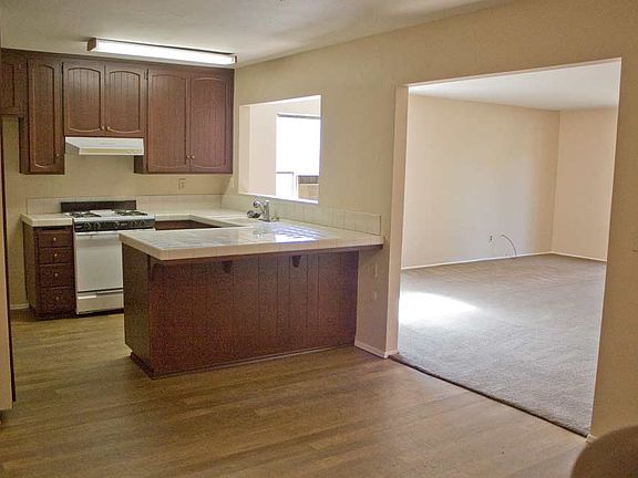 Kitchen & Family Room