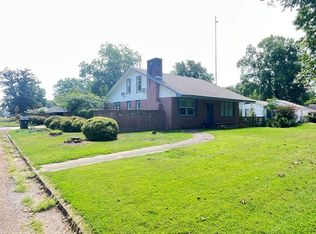 412 Sunflower St, Belzoni, MS 39038