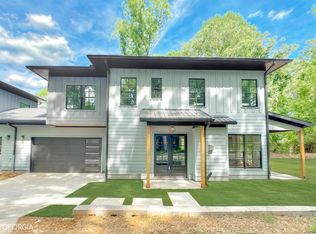 1010 Violet St SW #B, Atlanta, GA 30310