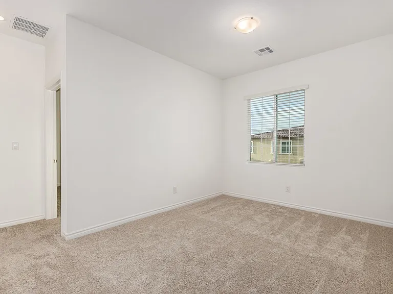 25 Barbara Ln #31 — Photo 31