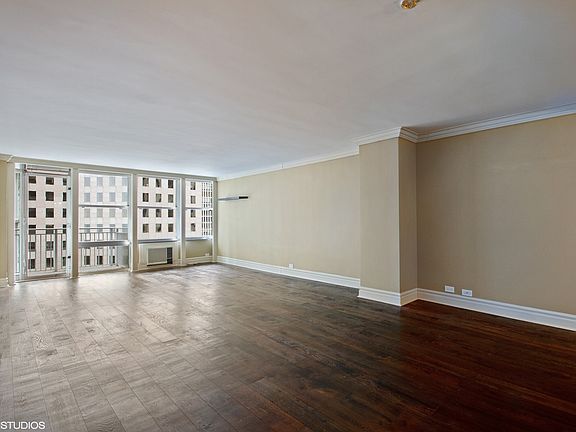 3rd image of 1000 N Lake Shore Dr APT 1605