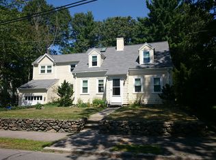 32 Sherrin Rd, Brookline, MA 02467