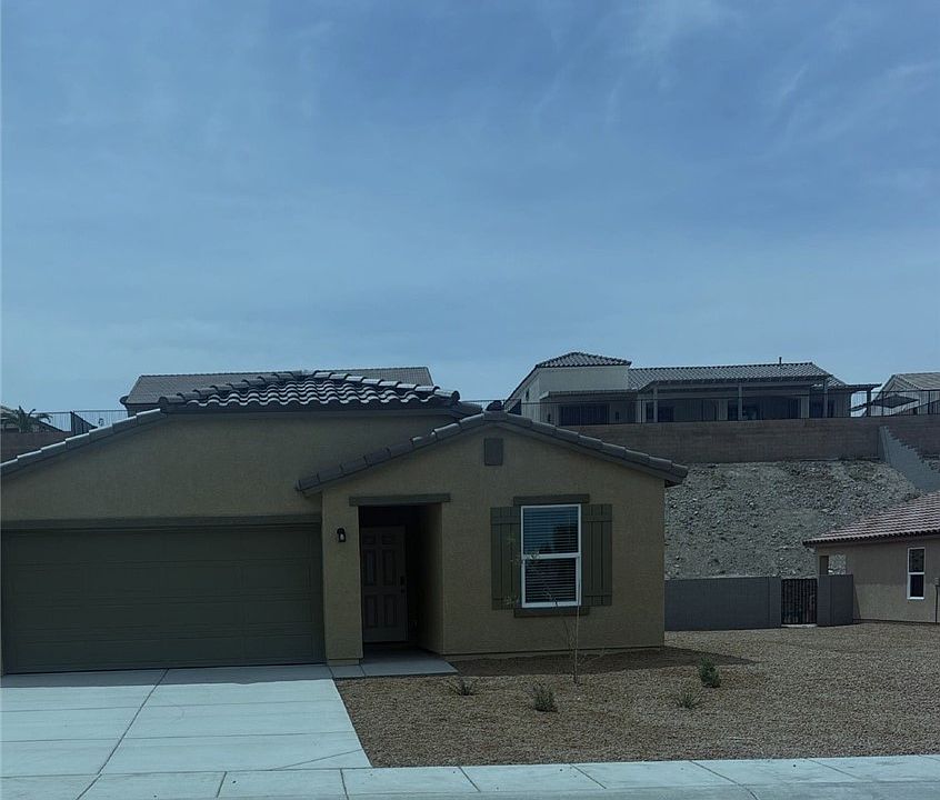 1st image of 2587 Aaron Place