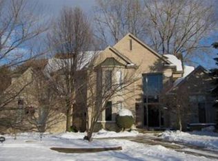 4094 Ledgestone Dr, Troy, MI