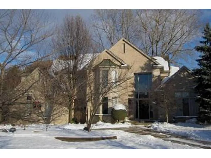 4094 Ledgestone Dr photo 1