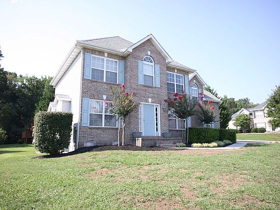 2nd image of 7621 Shadewell Dr