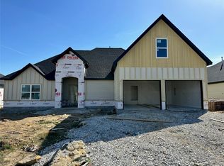 236 S Maroon Ave, Fayetteville, AR 72704