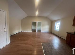 3135 Tiemann Ave Floor 3, Bronx, NY 10469