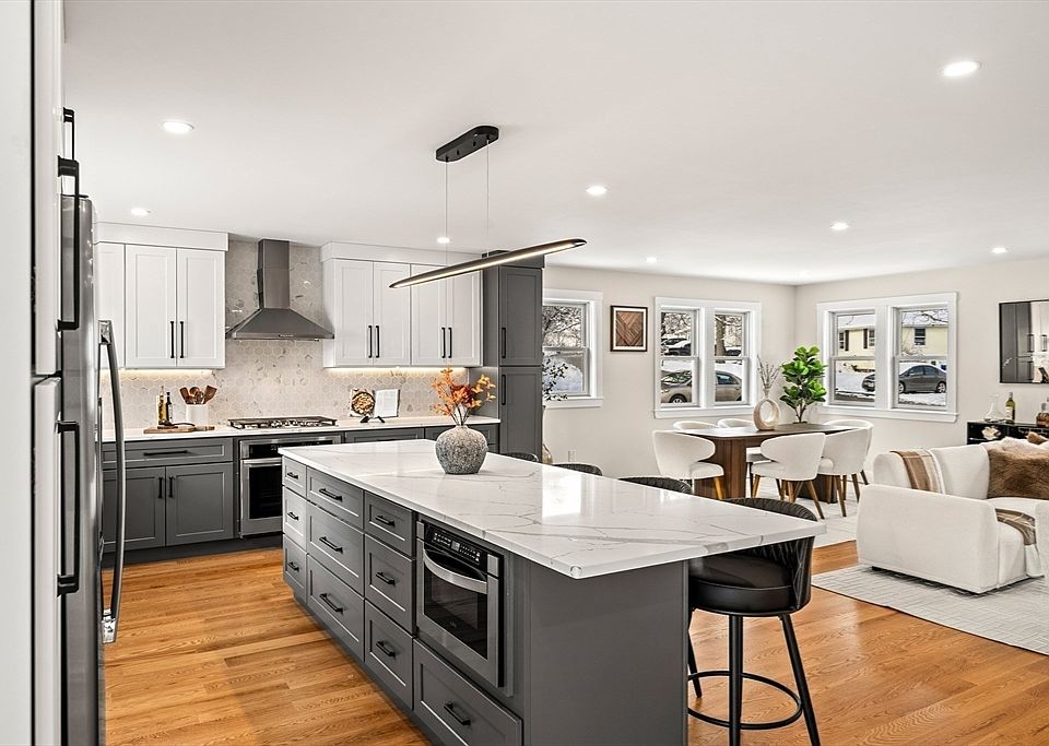 1st image of 35 Neillian Way #35A