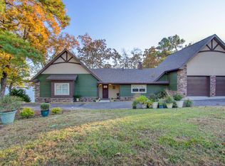 376 Lake Hamilton Dr, Hot Springs National Park, AR 71913