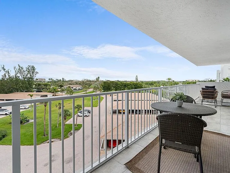 2295 Gulf Of Mexico Dr #54S — Photo 38
