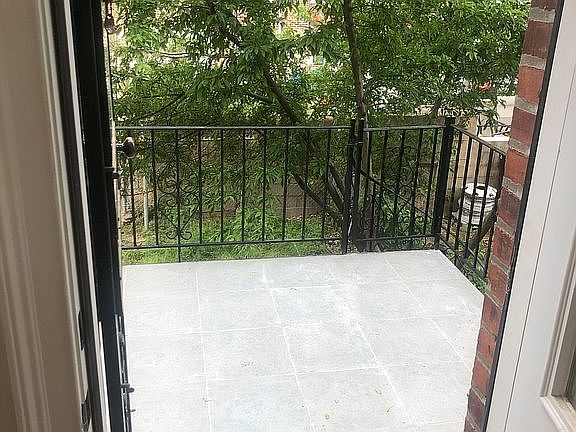3rd image of 3324 Pearsall Ave