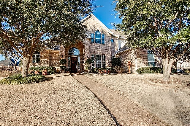 1st image of 2600 Russwood Dr