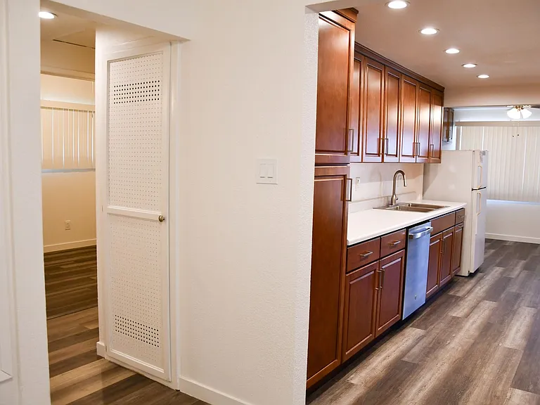 6501 Tillamook Ave — Photo 31