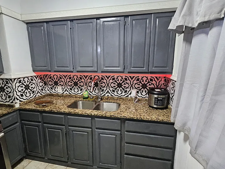 20984 Dexter Blvd — Photo 16