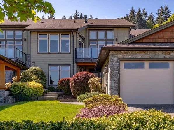 5418 Jacobs Ln #102, Nanaimo, BC V9T 0B7