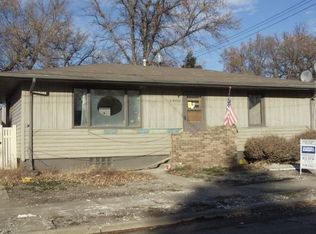 1705 1st Ave SE, Minot, ND 58701