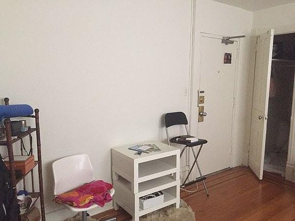 4th image of 1532 Spruce St #923