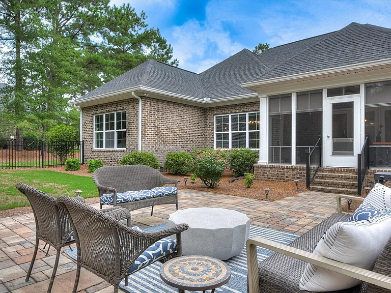 534 Long Shadow Dr — Photo 46