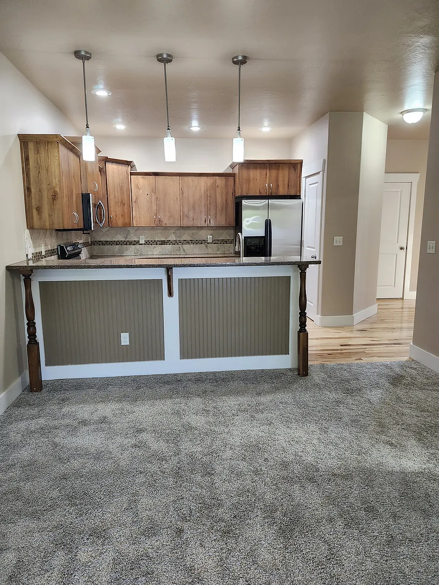 Kitchen - 6246 N Maximus Pl
