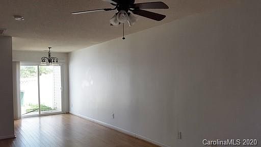 2nd image of 2940 Caldwell Rdg