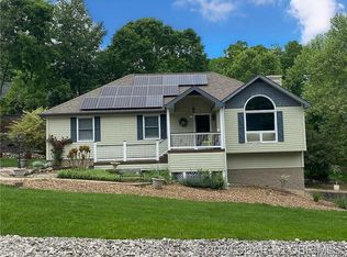 11 Trevino Ct, Lake Ozark, MO 65049