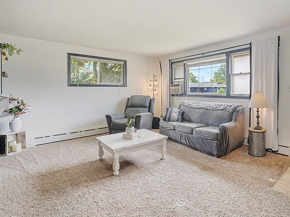 5th image of 312 E Cecil St