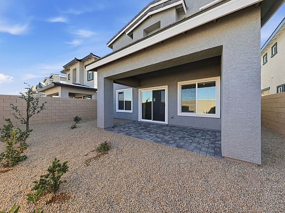 4th image of 530 Red Lovebird Ave