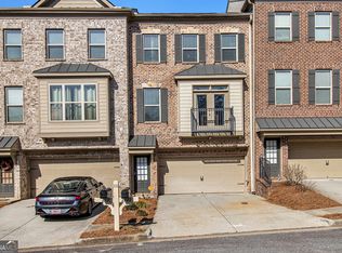 2722 Hallwood Ln, Suwanee, GA 30024