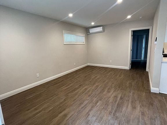 3rd image of 1605 W Shorb St #1605C