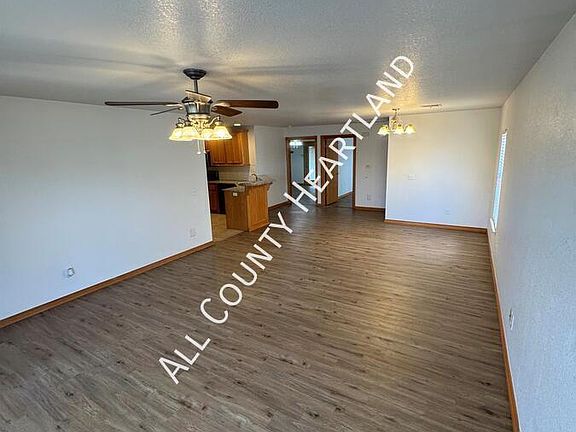 3rd image of 4337 Huntly Dr