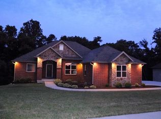 4704 Maple Leaf Dr, Columbia, MO 65201