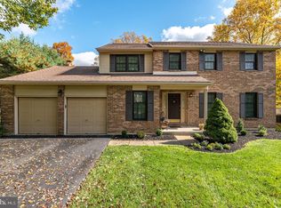 517 Langwater Dr, Newark, DE 19711