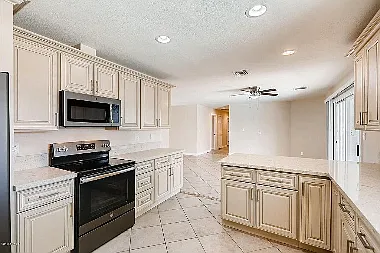 814 W Villa Maria Dr — Photo 8