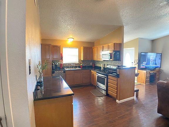 4th image of 8618 Dublin Ave
