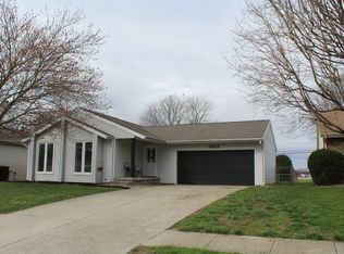 3822 Villa Dr, Columbus, IN 47203