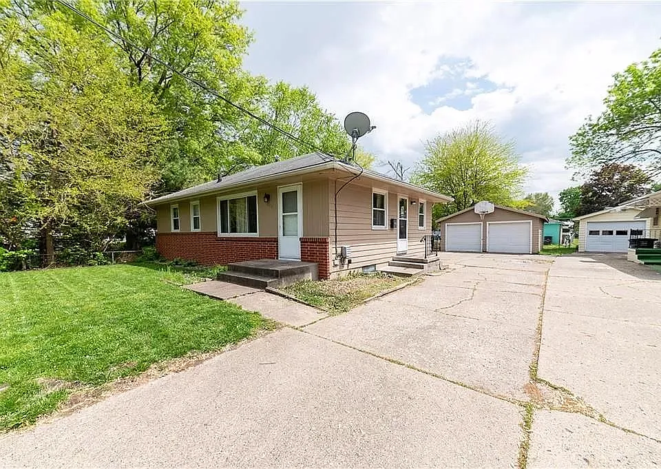 2761 Skeies Dr