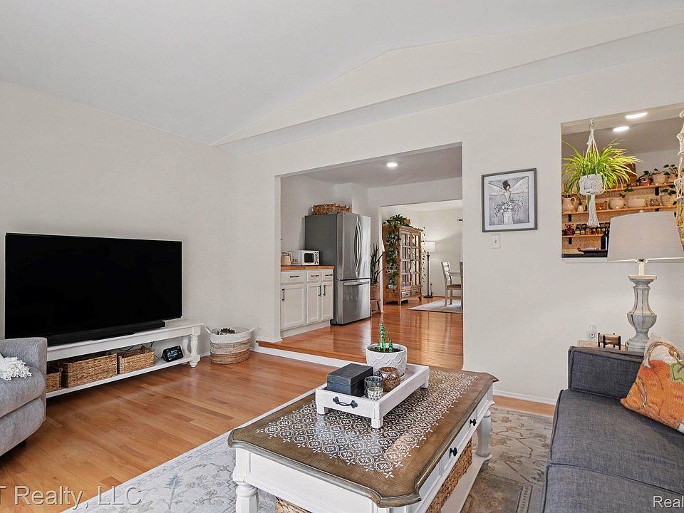 183 Arlington Dr, photo 6
