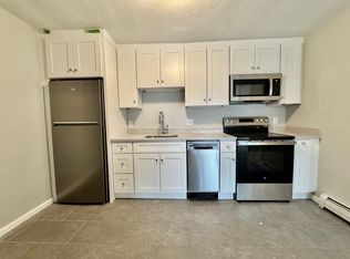 91 Spring St #B4, West Roxbury, MA 02132