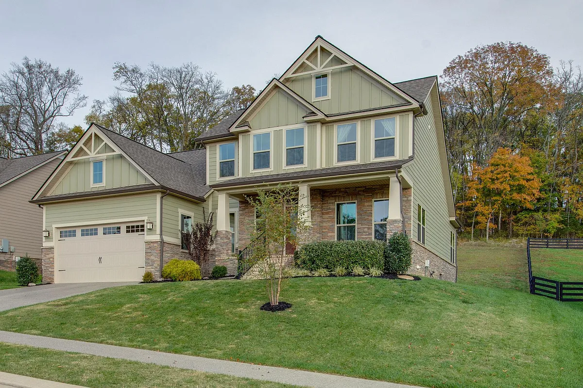 Front Entrance #2 - 6813 Pleasant Gate Ln