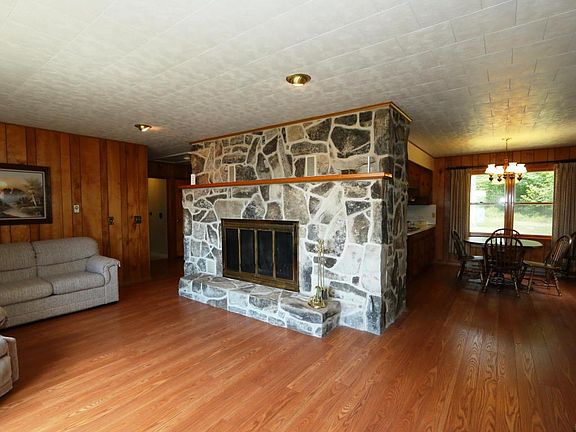 5th image of 32642 W Birch Shores Dr