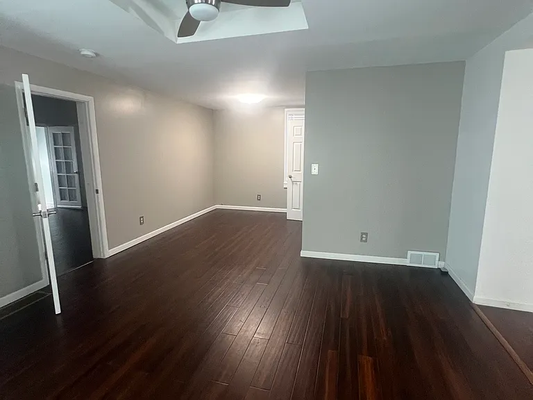 1871 W 48th St #1 — Photo 18