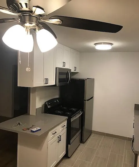 1621 La Playa Ave #8 — Photo 8