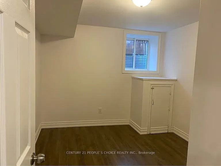 635 Hepburn Rd #BASEMENT — Photo 5