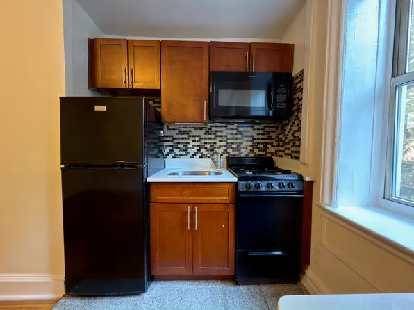 253 Cumberland Street image 2 of 8