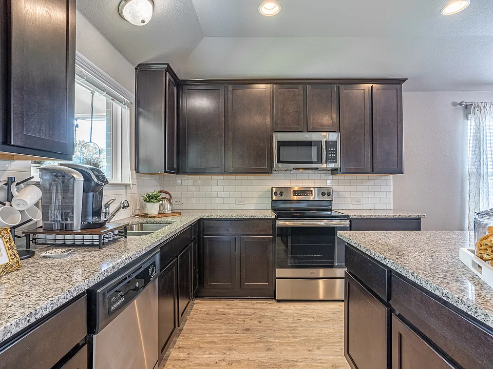 1420 Walden Pond Dr