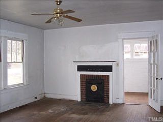 2nd image of 505 S Lamar St