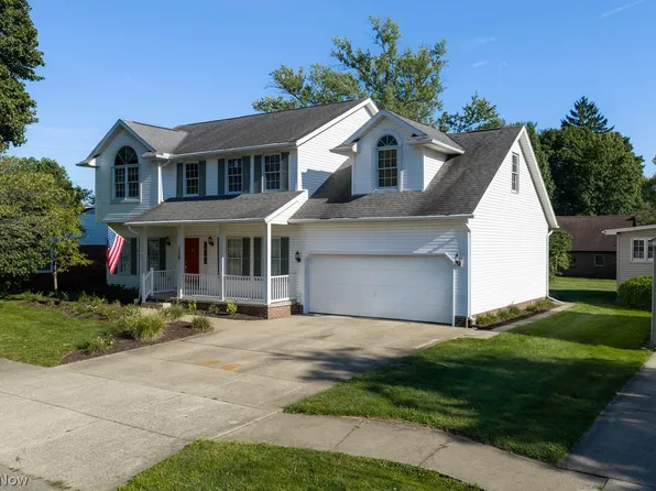 108 E 14th St, Dover, OH 44622