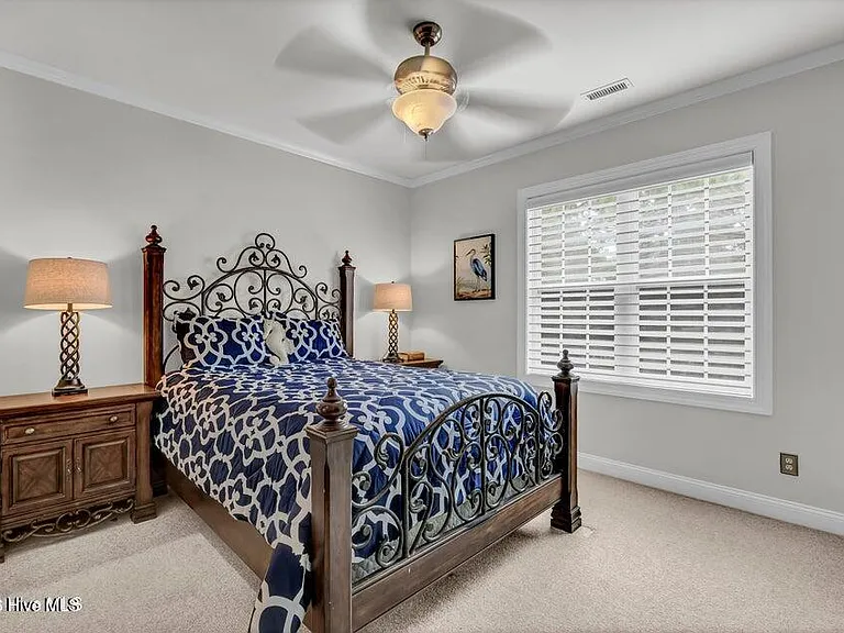 2555 Saint James Dr #104 — Photo 21