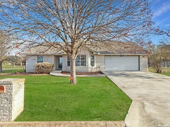 102 Sandlewood, Kerrville, TX 78028